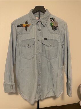 Women’s embroidered chambray shirt - sold out embroidery pattern
